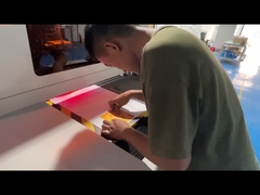 تحكم الكمبيوتر الشخصي الجداول المزدوجة ليزر PCB Depaneling Machine مناسبة لFPC