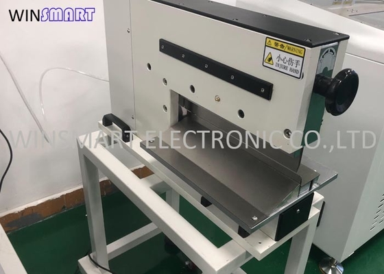 آلة Depanelizer المعدنية الأساسية ثنائي الفينيل متعدد الكلور مع شفرات خطية مخصصة 600 مم