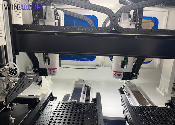 ماكس 100،000 دورة في الدقيقة سرعة عالية طاولة مزدوجة في خط جهاز توجيه PCB الدقة ± 0.05mm